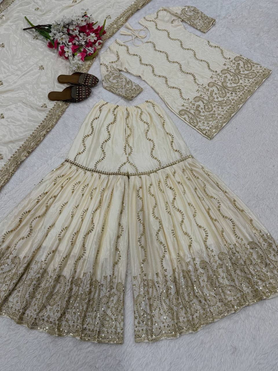 Luxe Ivory Gilded Kurta Ensemble